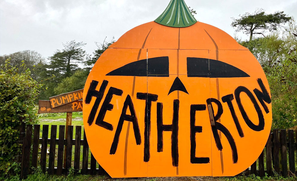heatherton pumpkin sign